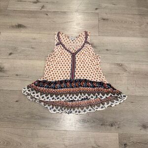 Summer top, loose fitting. Perfect for summer.